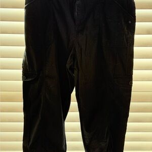 Style & Co. Women's Black Capris